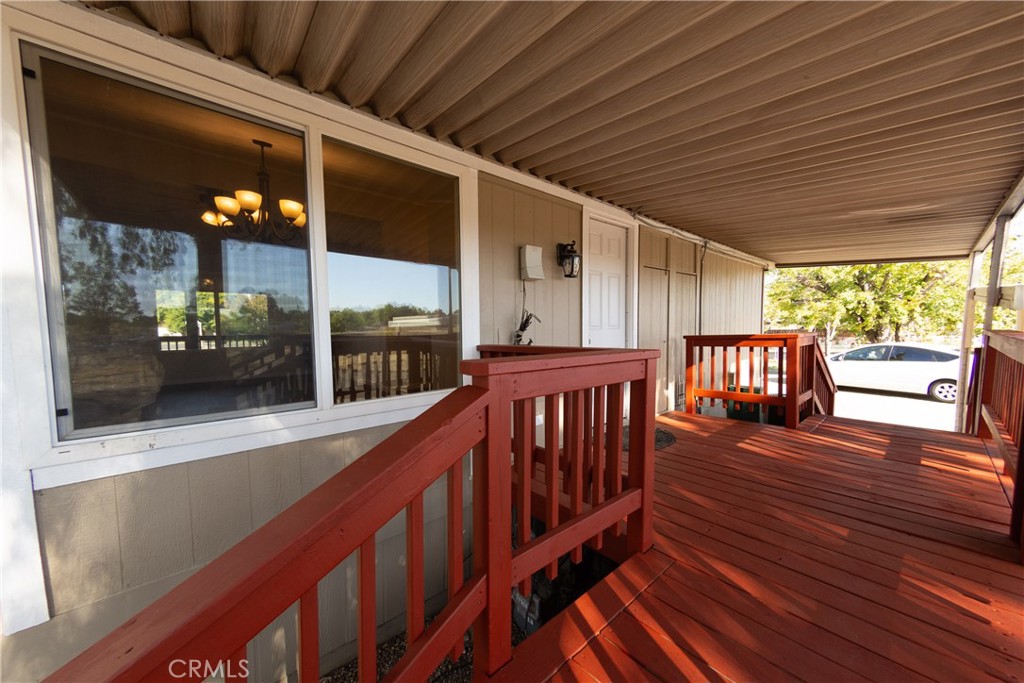 655 Nelson Avenue Oroville, CA 95965 - Photo 44 of 51 Back porch leads to laundry room