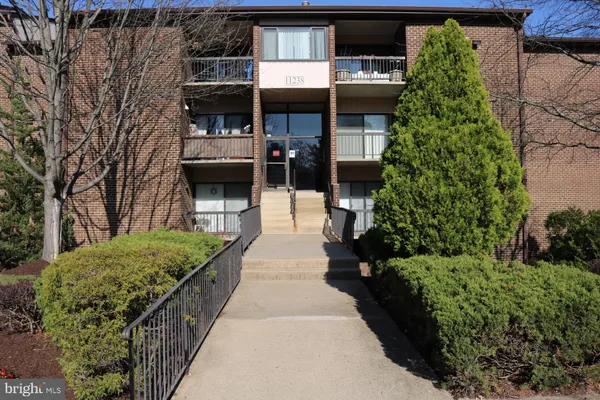 $2,000 | 11238 Cherry Hill Road, Unit 40, Beltsville, MD 20705