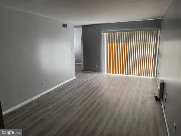 $2,000 | 11238 Cherry Hill Road, Unit 40, Beltsville, MD 20705