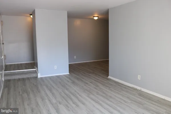 $2,000 | 11238 Cherry Hill Road, Unit 40, Beltsville, MD 20705