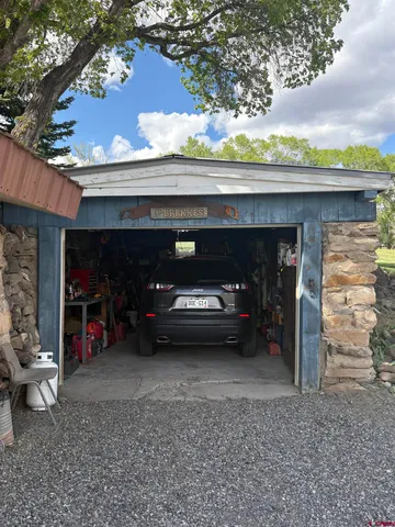 a view of a house with a big yard