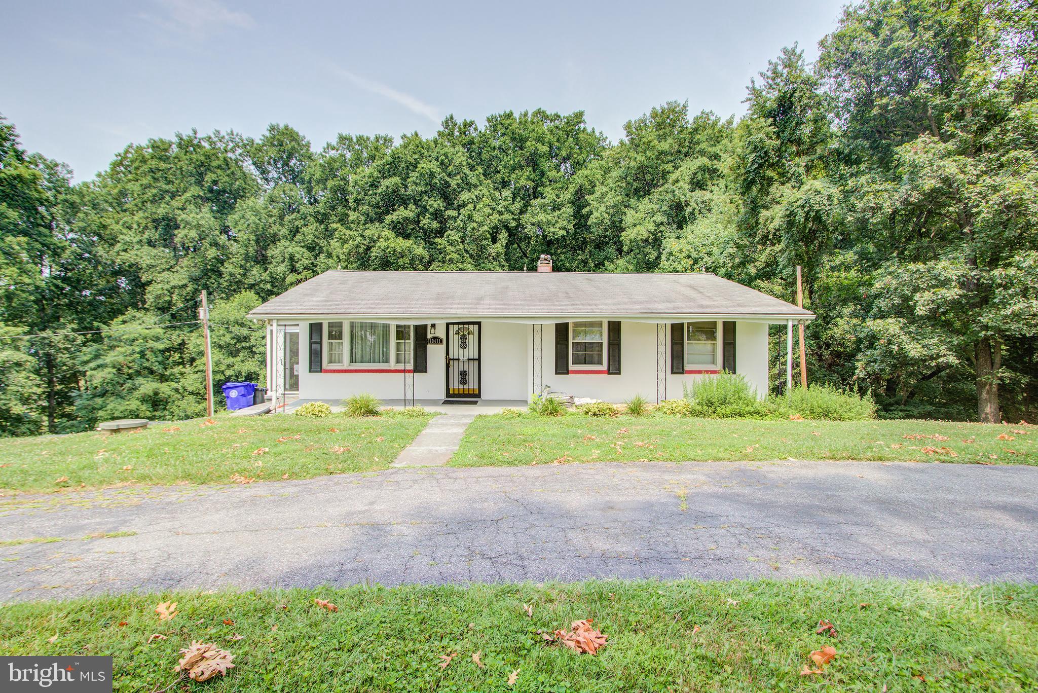 19411 Jerusalem Road Poolesville, MD 20837 - Photo 1 of 47