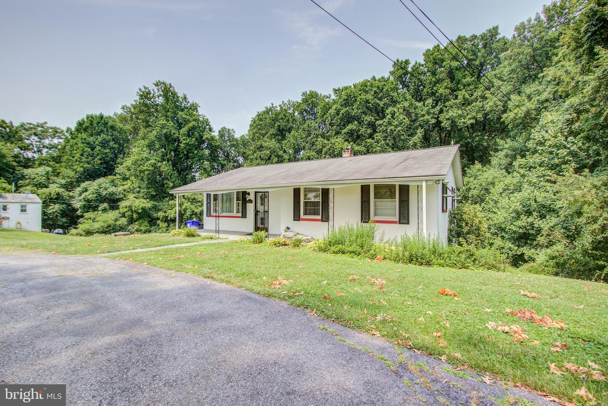 19411 Jerusalem Road Poolesville, MD 20837 - Photo 2 of 47
