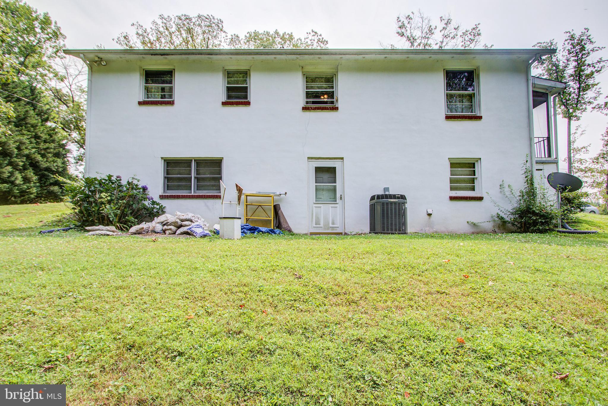 19411 Jerusalem Road Poolesville, MD 20837 - Photo 5 of 47