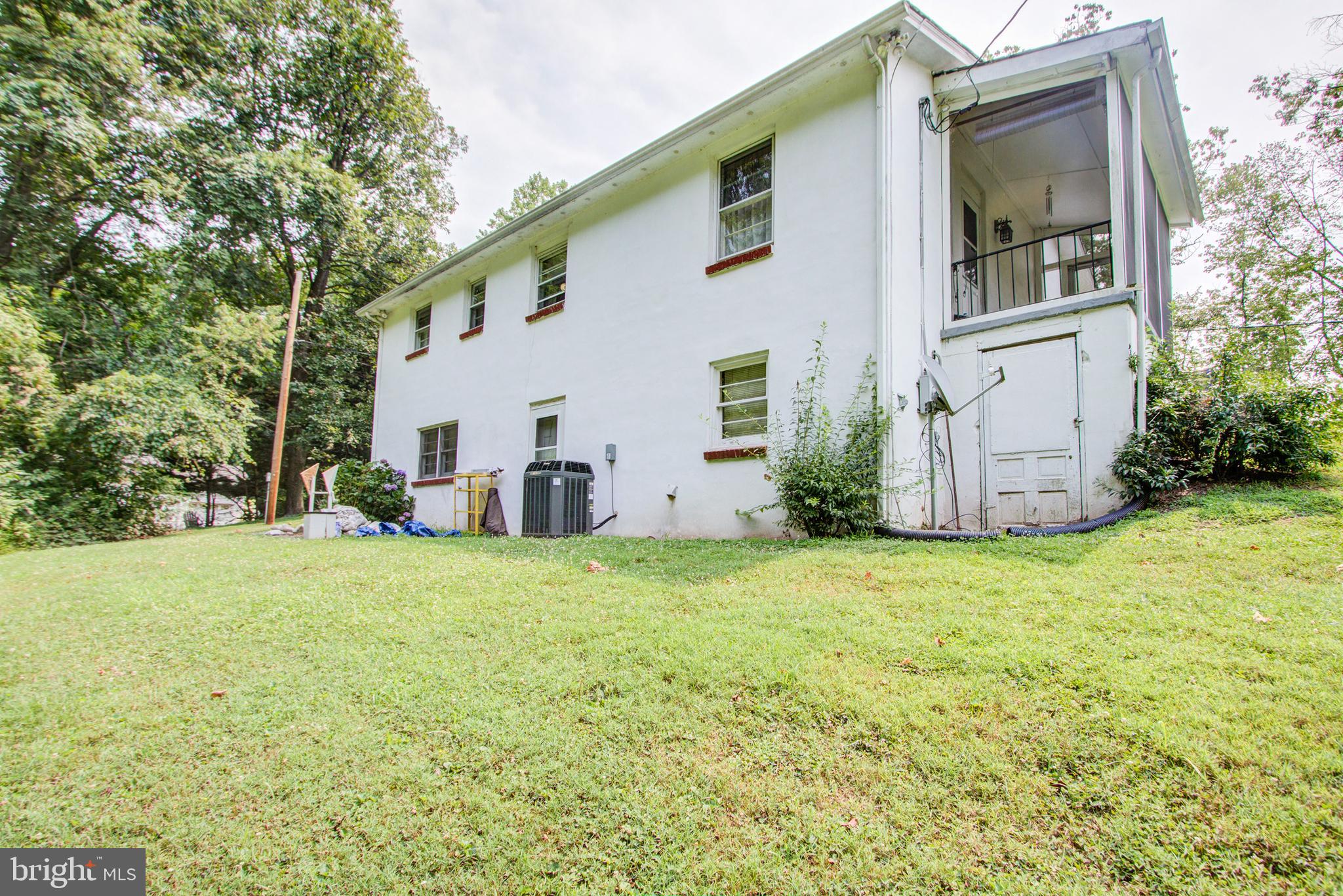 19411 Jerusalem Road Poolesville, MD 20837 - Photo 7 of 47