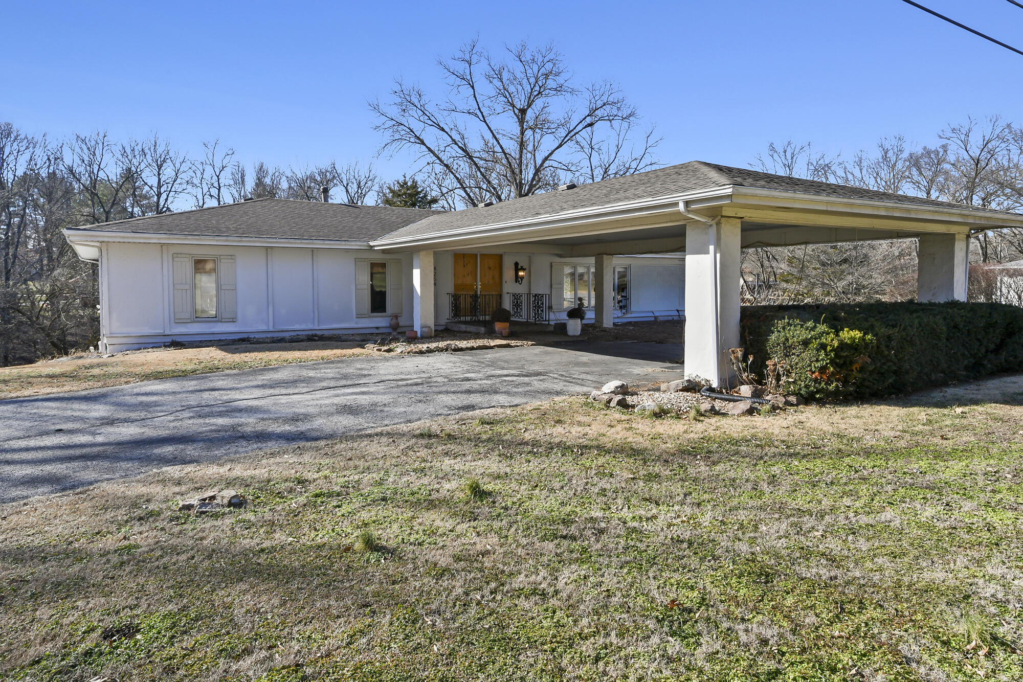 4254 East Ridgeview Drive Springfield, MO 65809 - Photo 1 of 80 01