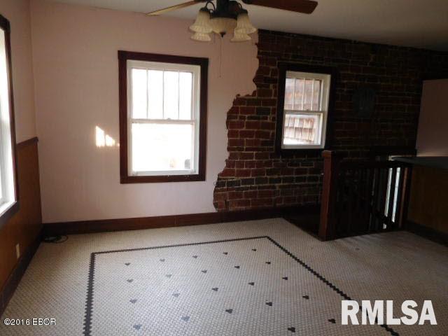 115 West Reed Street Benton, IL 62812 - Photo 19 of 33