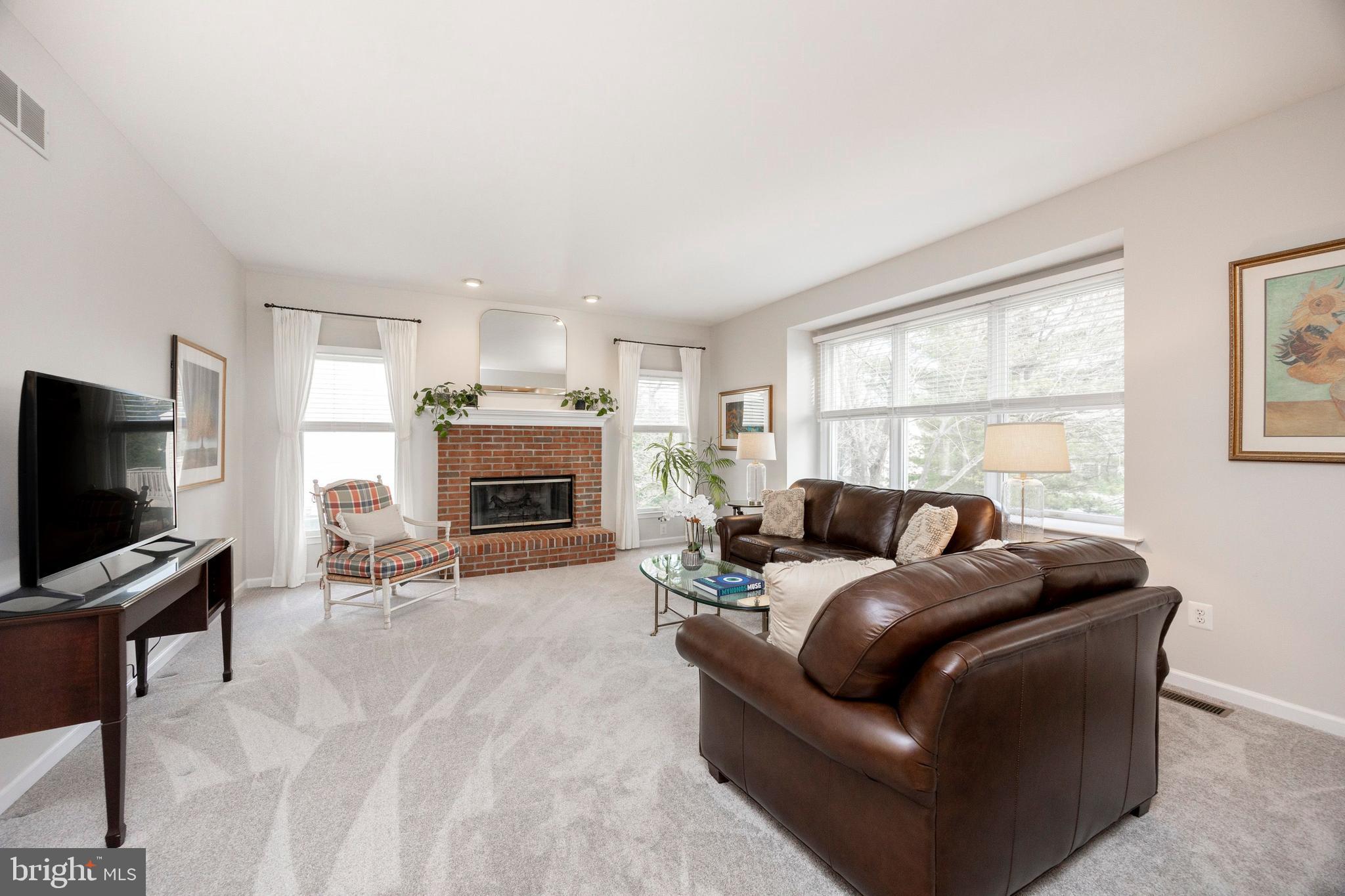 815 Geddy Lane Downingtown, PA 19335 - Photo 11 of 43 Family Room