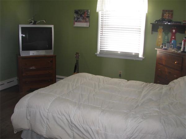 229 Bulgarmarsh Road Tiverton, RI 02878 - Photo 17 of 20