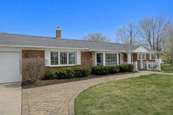 $632,500 | 3843 Springdale Avenue, Glenview, IL 60025