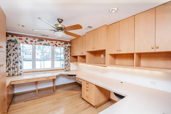 $632,500 | 3843 Springdale Avenue, Glenview, IL 60025