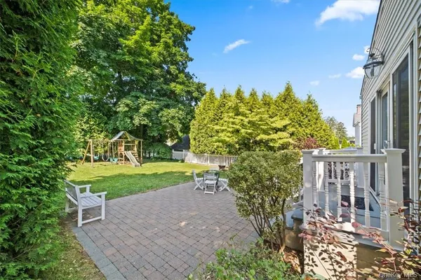 $7,900 | 72 Grand Boulevard, Scarsdale, NY 10583