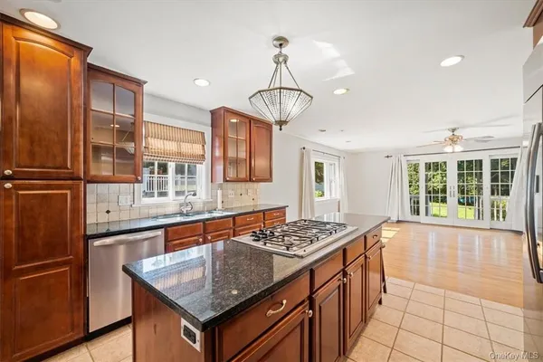 $7,900 | 72 Grand Boulevard, Scarsdale, NY 10583