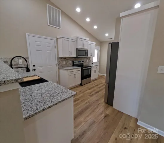 $344,900 | 128 Big Sky Drive, Marion, NC 28752