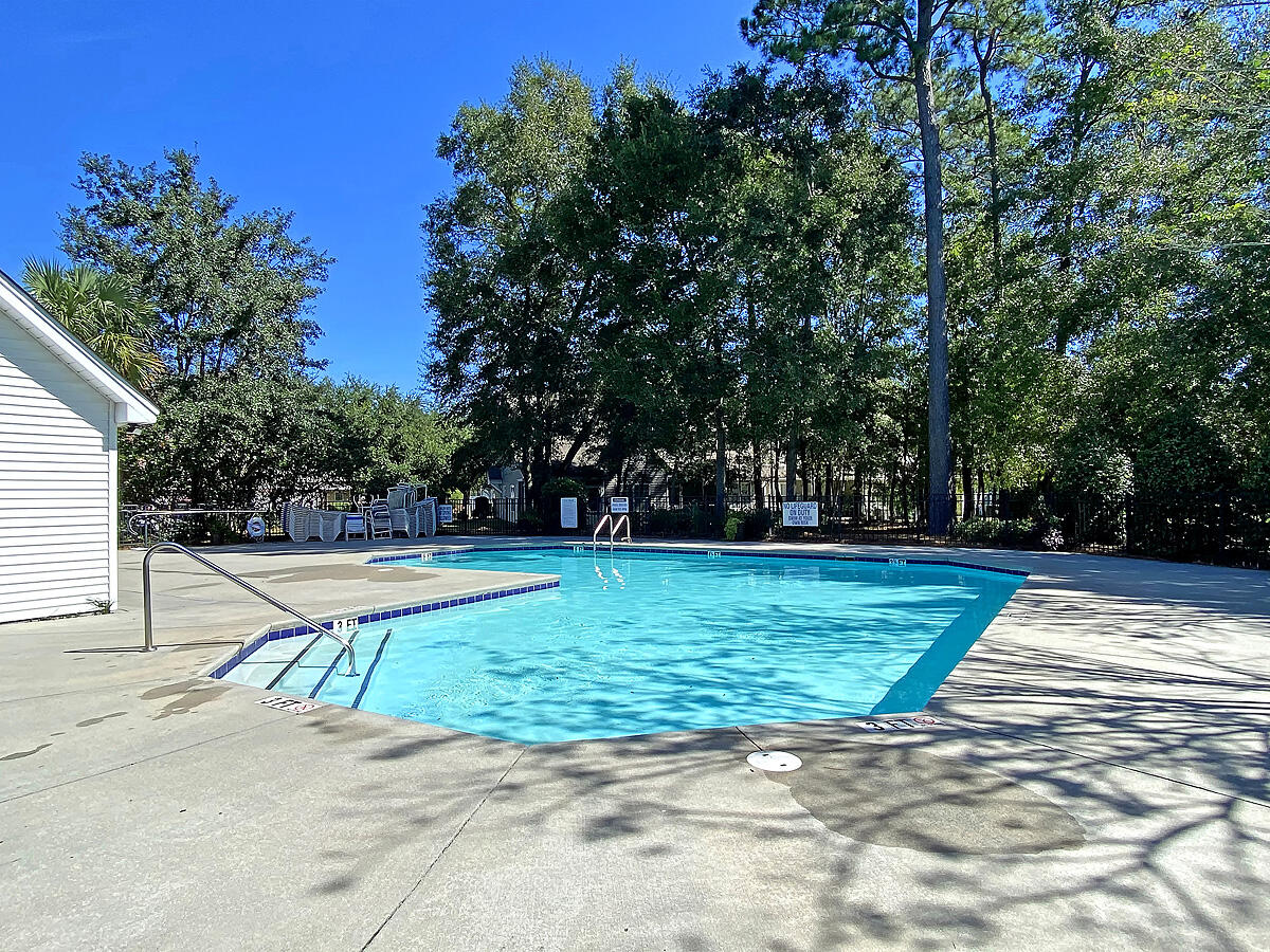 410 Doane Way Wando, SC 29492 - Photo 2 of 33 CREM_Beresford Commons - amenities_002
