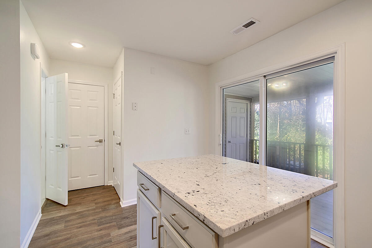410 Doane Way Wando, SC 29492 - Photo 6 of 33 CREM_410 Doane_018