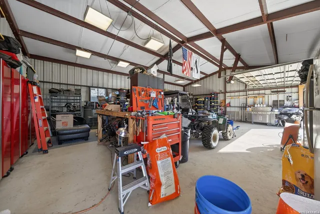 $350,000 | 225 Quail Run, Lytle, TX 78052