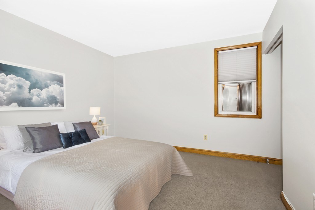 24 P Street, Unit 1 Boston, MA 02127 - Photo 3 of 5