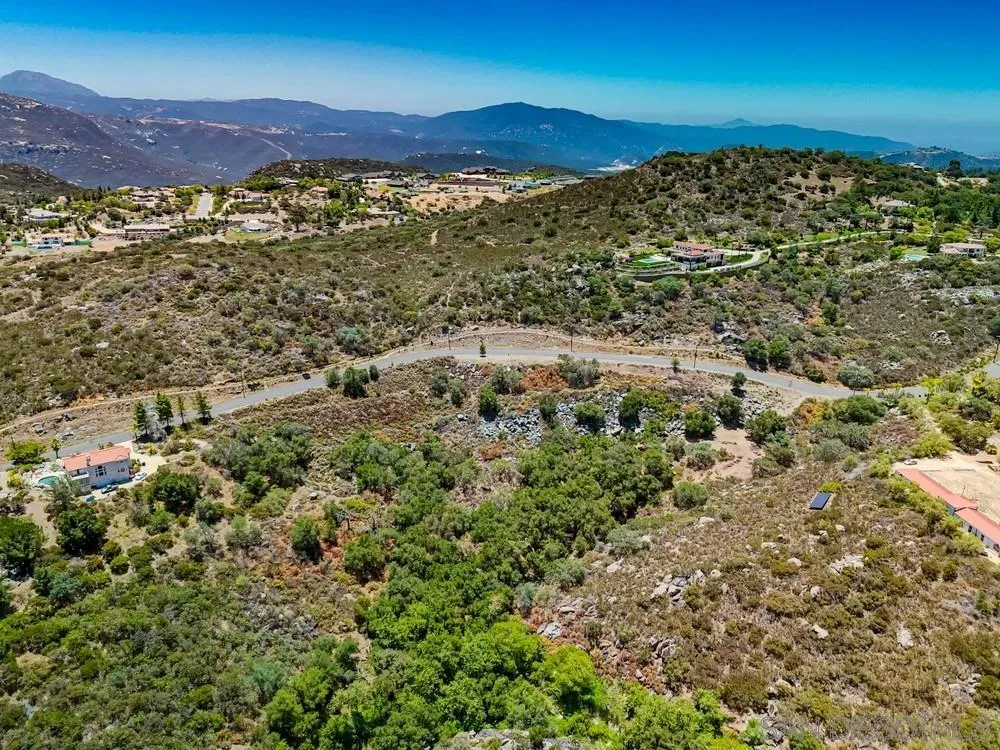 Via Viejas Oeste Alpine, CA 91901 - Photo 10 of 27