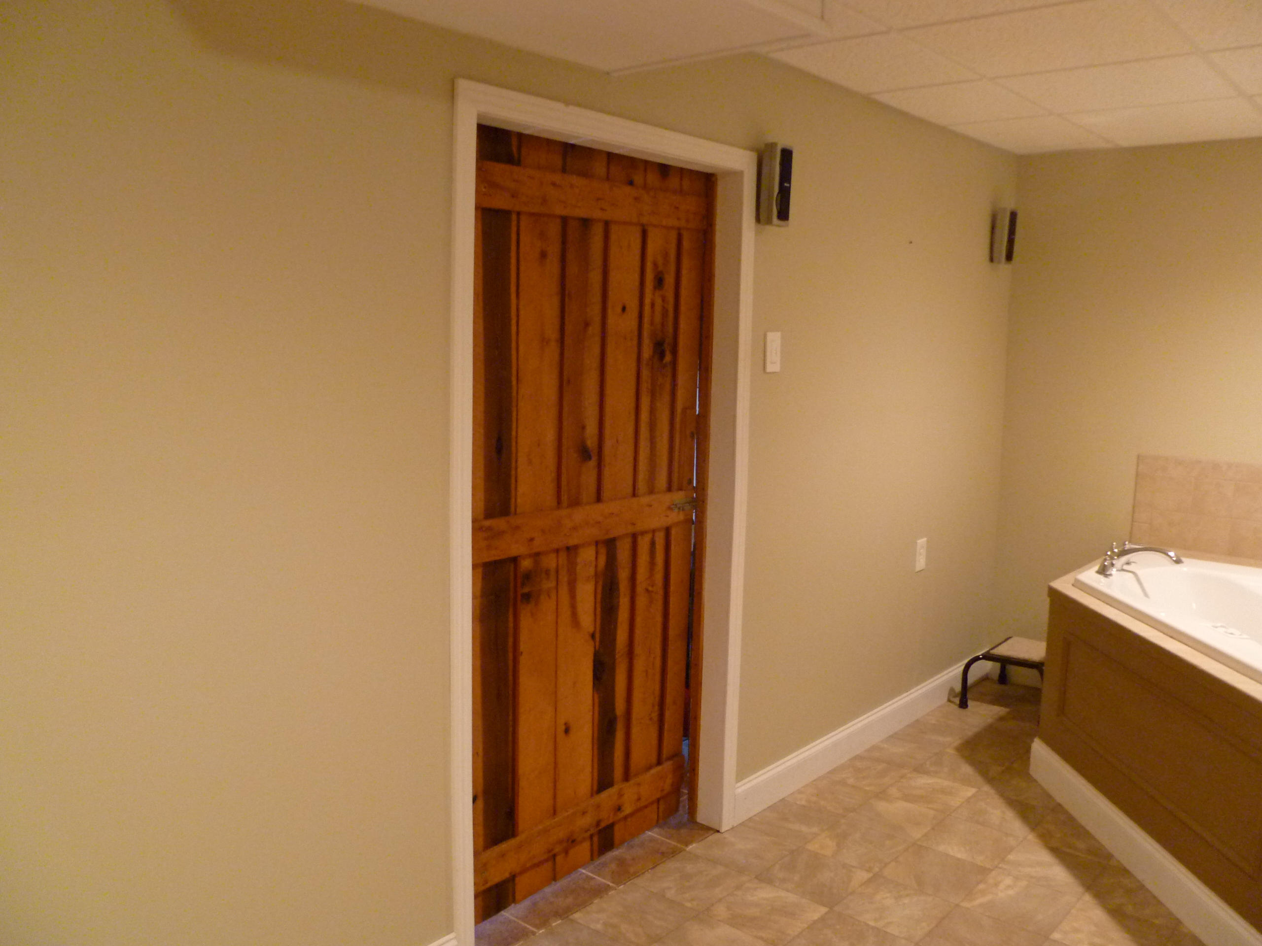 462 Bland Road Clinton, TN 37716 - Photo 37 of 37 P1070317