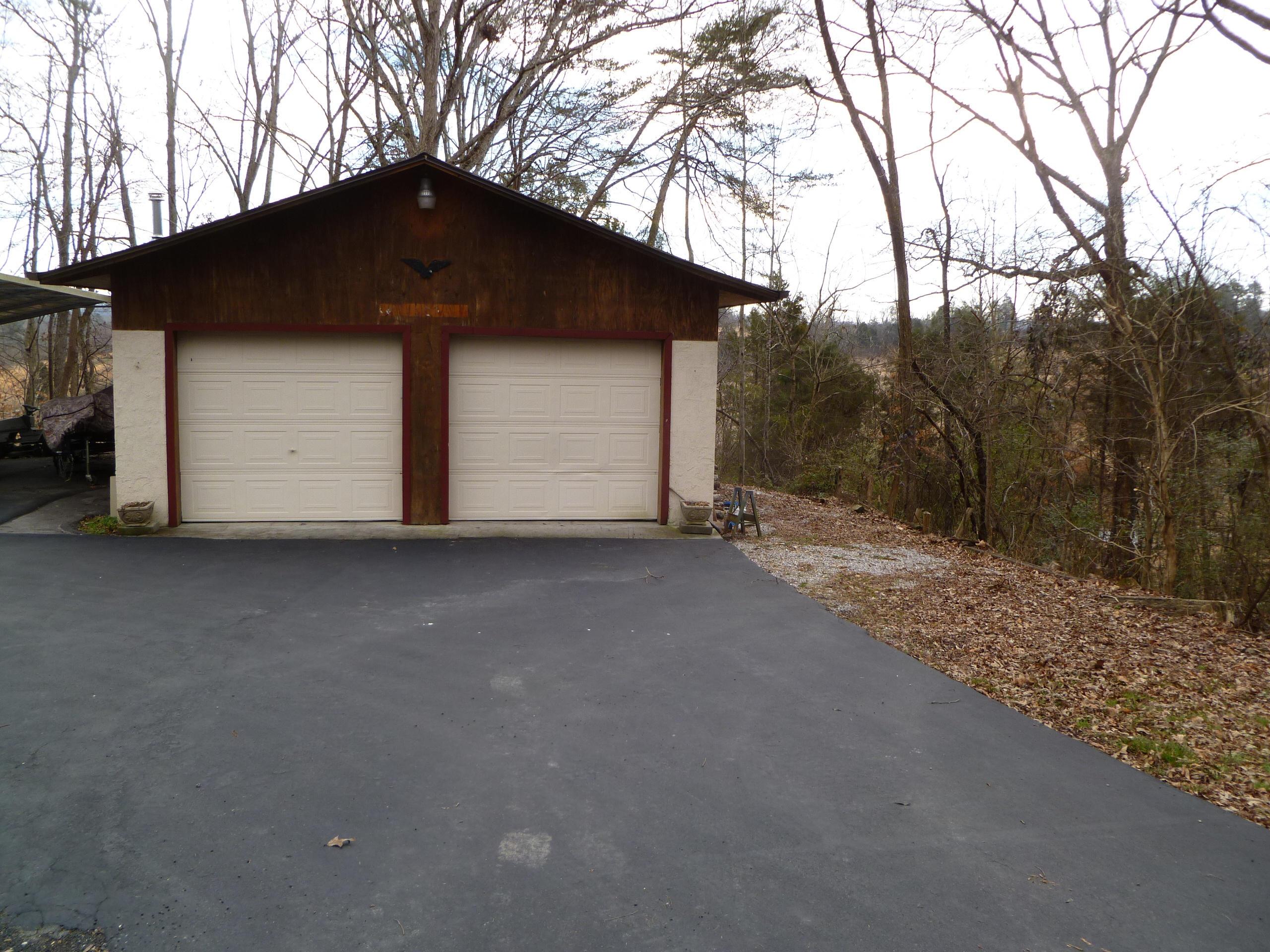 462 Bland Road Clinton, TN 37716 - Photo 6 of 37 P1070346