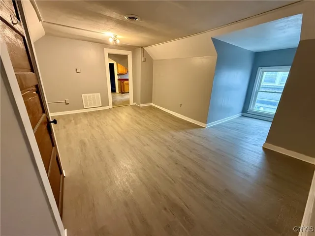 $1,300 | 367 Furman Street, Unit 3, Syracuse, NY 13205
