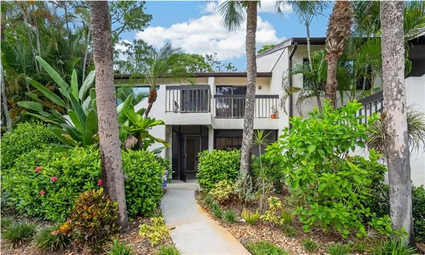 $354,990 | 1826 Kings Lake Boulevard, Unit 101, Naples, FL 34112