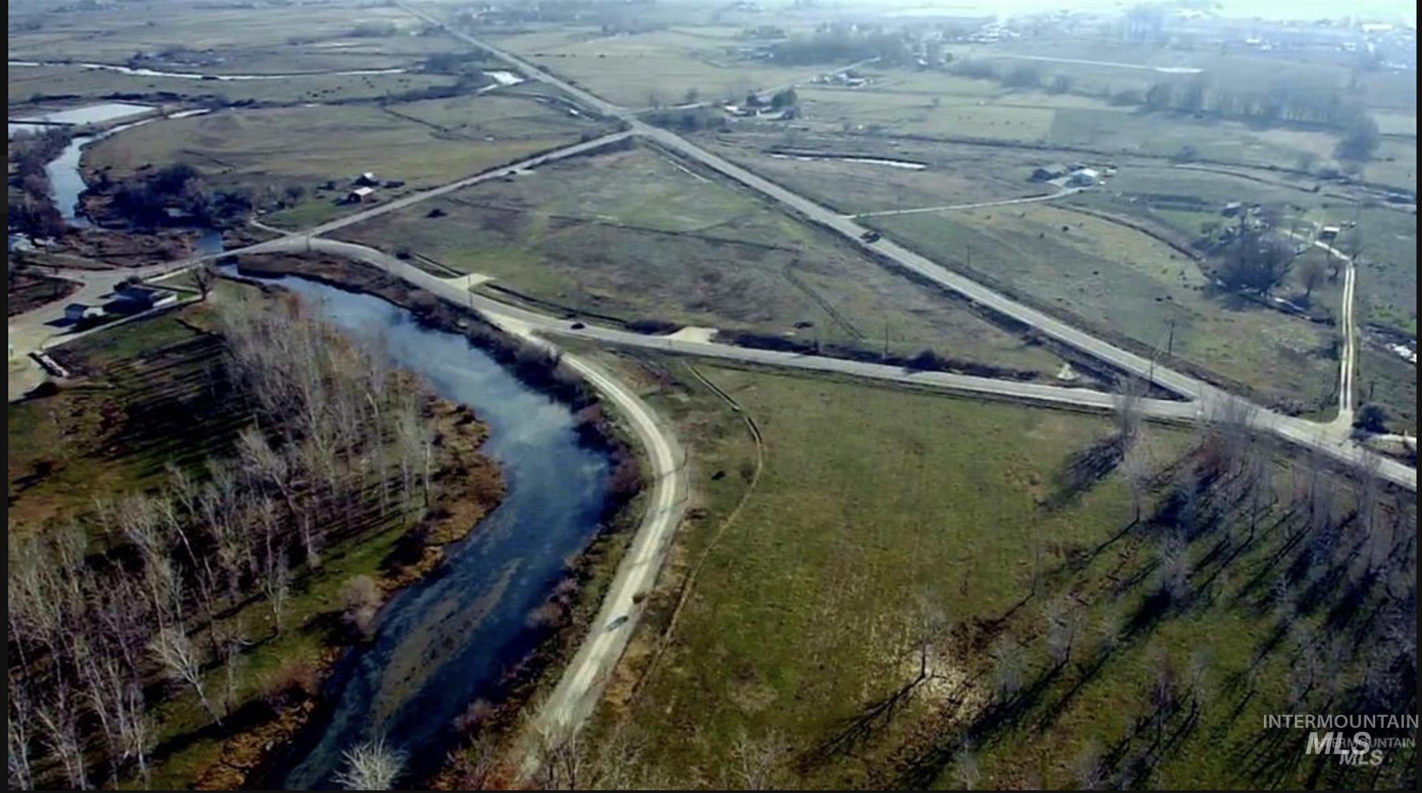 2185 Berglund Road Emmett, ID 83617 - Photo 1 of 9 View of rural area