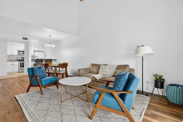 $320,000 | 610 Lauderdale Drive, Unit 610, Rockport, TX 78382