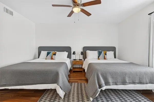 $320,000 | 610 Lauderdale Drive, Unit 610, Rockport, TX 78382