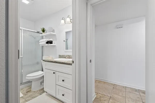 $320,000 | 610 Lauderdale Drive, Unit 610, Rockport, TX 78382