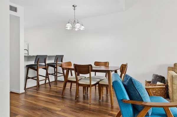 $320,000 | 610 Lauderdale Drive, Unit 610, Rockport, TX 78382