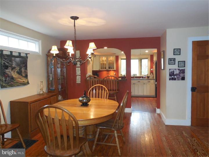122 Northbrook Road West Chester, PA 19382 - Photo 4 of 15 Gallery Image 4