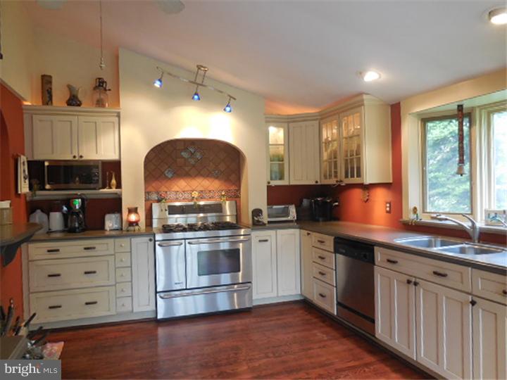 122 Northbrook Road West Chester, PA 19382 - Photo 9 of 15 Gallery Image 9
