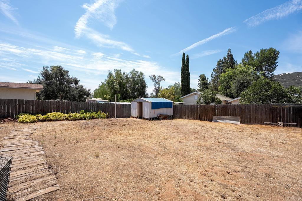 115 Beech Place El Cajon, CA 92021 - Photo 37 of 45