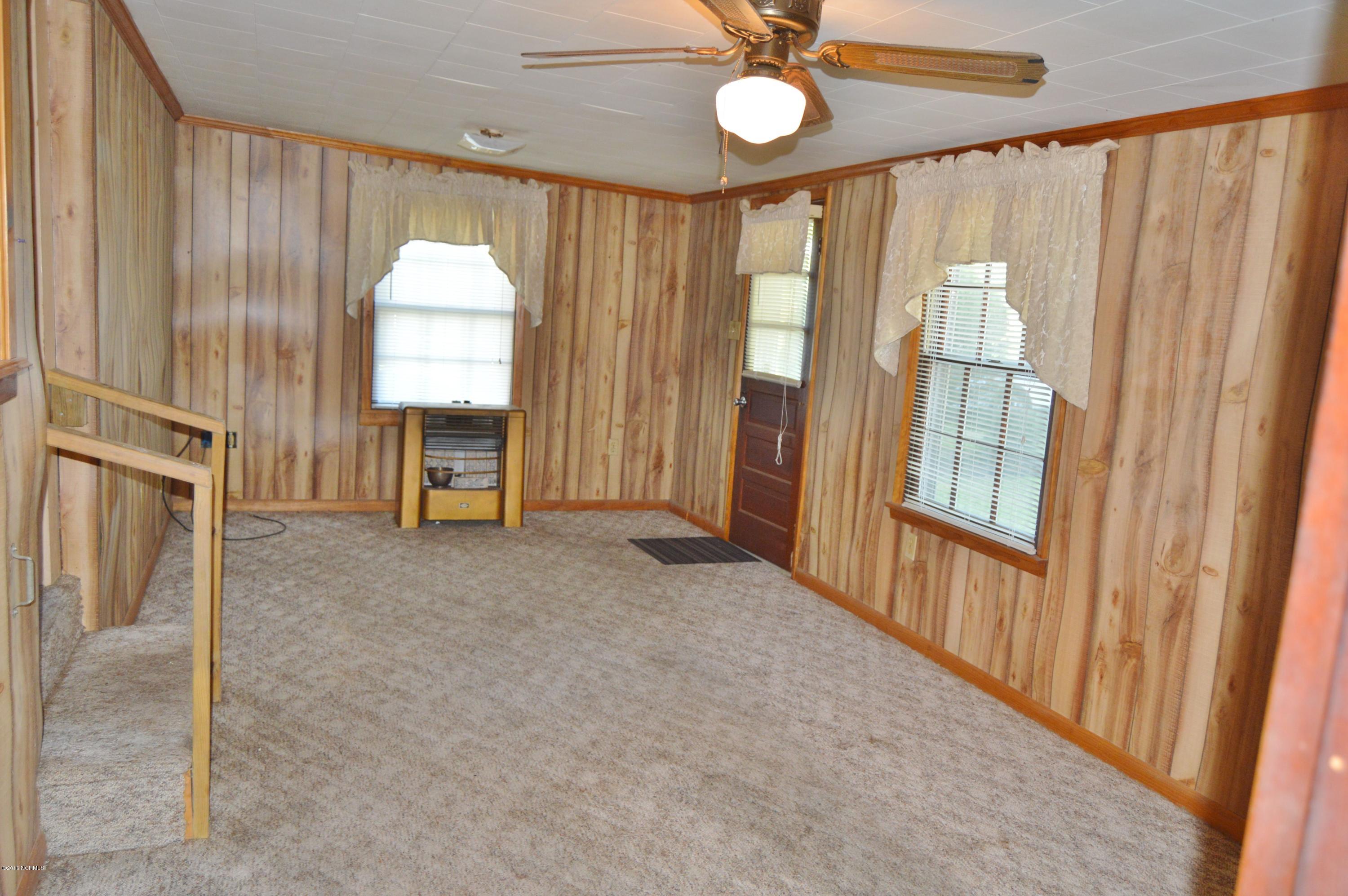 600 Lake Road Willard, NC 28478 - Photo 6 of 17 family 1
