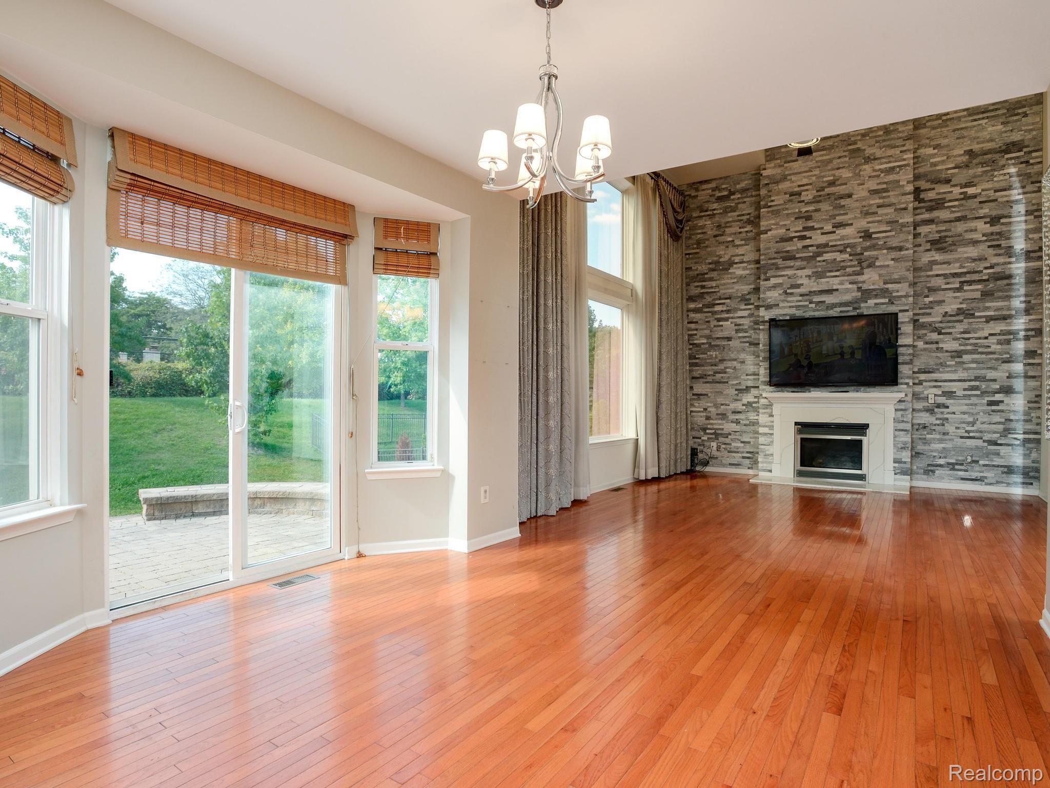 30727 Bradmore Road Warren, MI 48092 - Photo 5 of 29 30727 Bradmore Rd Warren MI-019-018-30727 BRADMORE Road Warren-MLS_Size.jpg