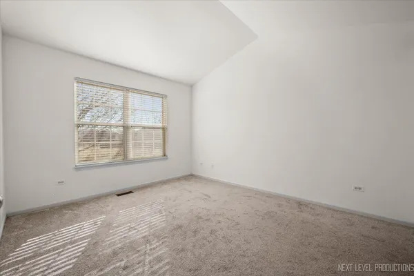 $2,850 | 2819 White Thorn Circle, Naperville, IL 60564