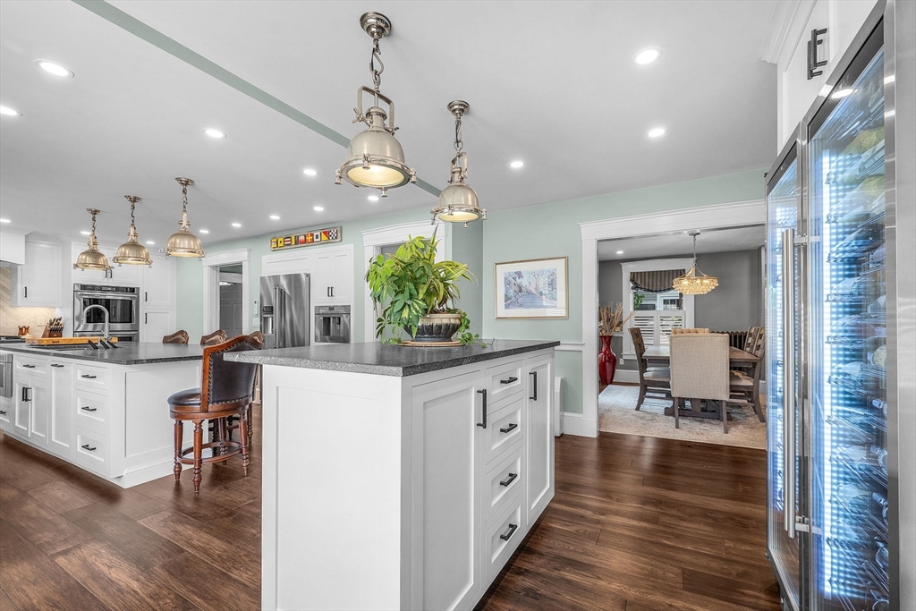 304 Front Street Marion, MA 02738 - Photo 10 of 42