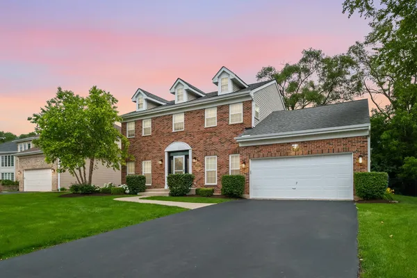 $829,900 | 4527 Hatch Lane, Lisle, IL 60532