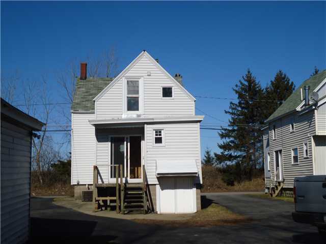 209 Lake Road Webster, NY 14580 - Photo 1 of 1 Exterior Front