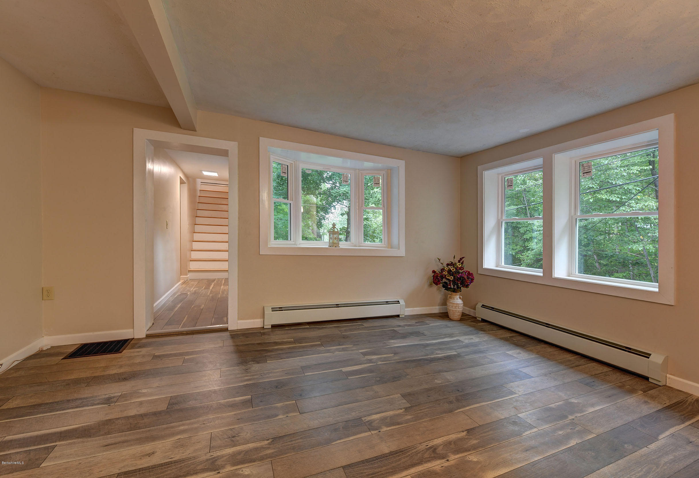 130 Henderson Road Williamstown, MA 01267 - Photo 14 of 32 Livinig Room