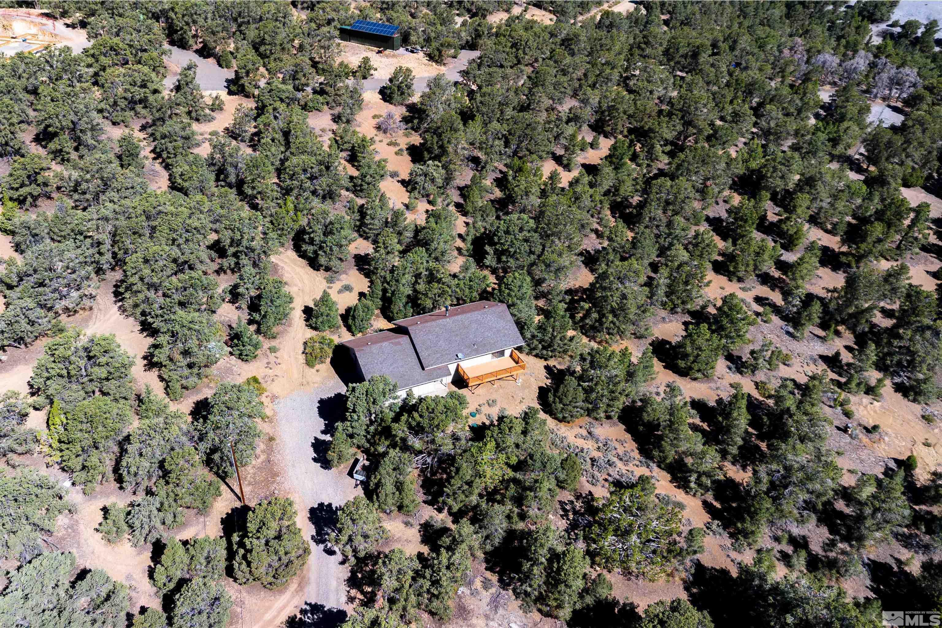 1960 Silverado Road Reno, NV 89521 - Photo 29 of 39