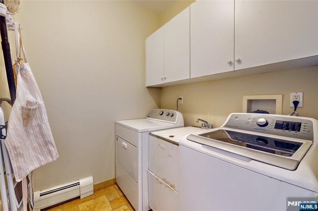 10 Hope Street Montvale, NJ 07645 - Photo 17 of 44 a utility room with dryer and washer