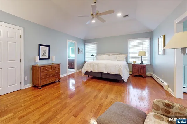 $1,200,000 | 10 Hope Street, Montvale, NJ 07645