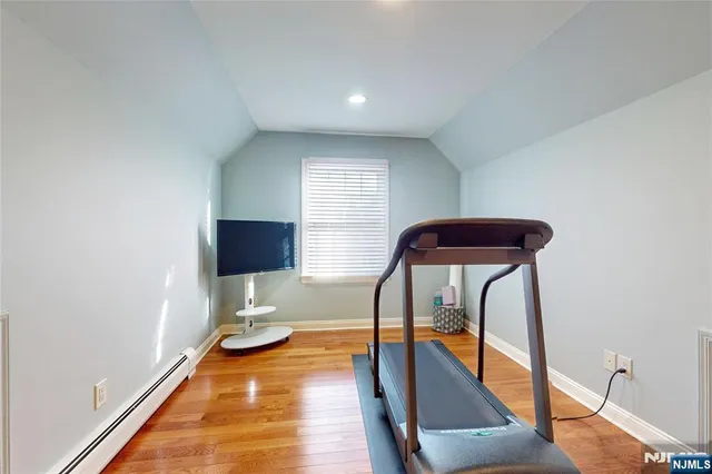 $1,200,000 | 10 Hope Street, Montvale, NJ 07645