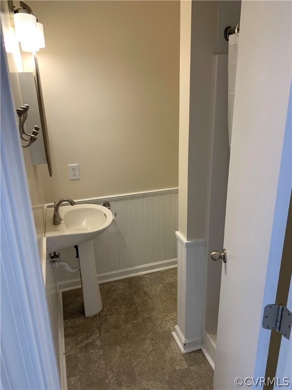 1065 Clayton Road Powhatan, VA 23139 - Photo 14 of 21 Primary Bathroom with stand up shower