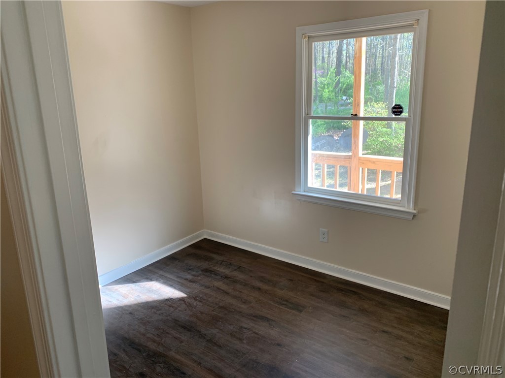 1065 Clayton Road Powhatan, VA 23139 - Photo 16 of 21 Gallery Image 16