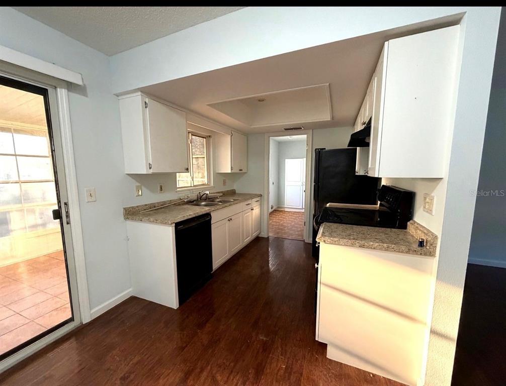 11248 Southwest 76th Terrace Ocala, FL 34476 - Photo 4 of 21