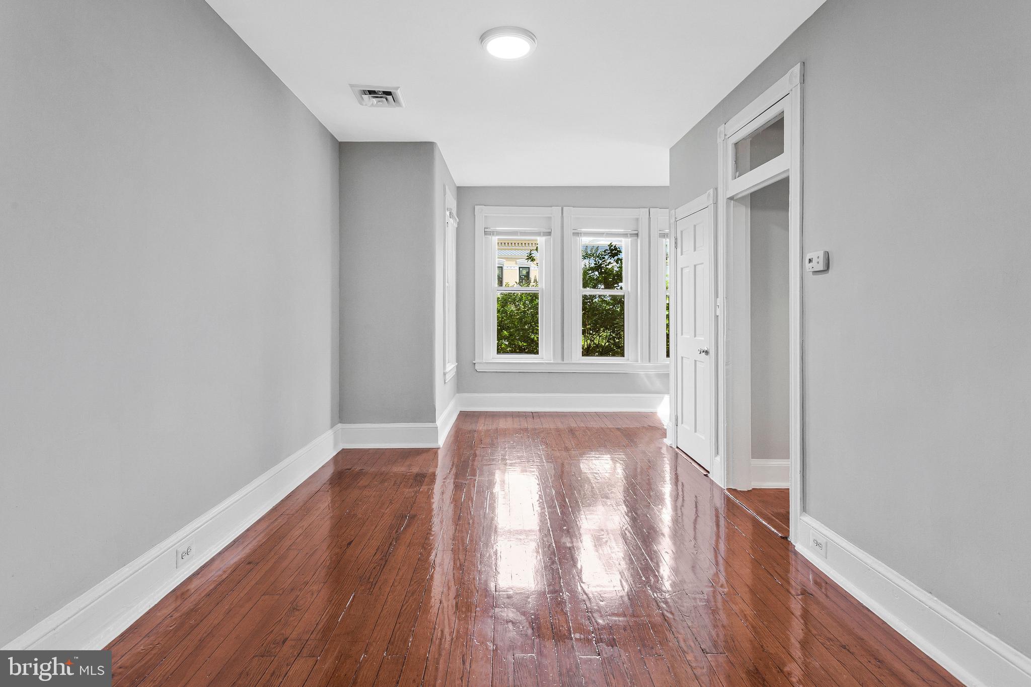 331 E Street Northeast Washington, DC 20002 - Photo 8 of 17